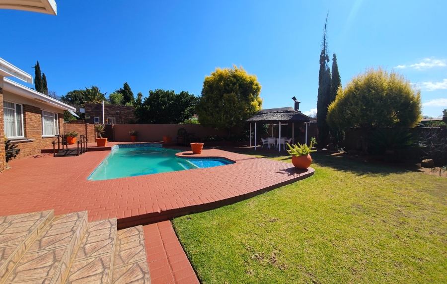3 Bedroom Property for Sale in Fichardt Park Free State